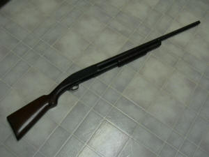 1909 Remington UMC pump shotgun