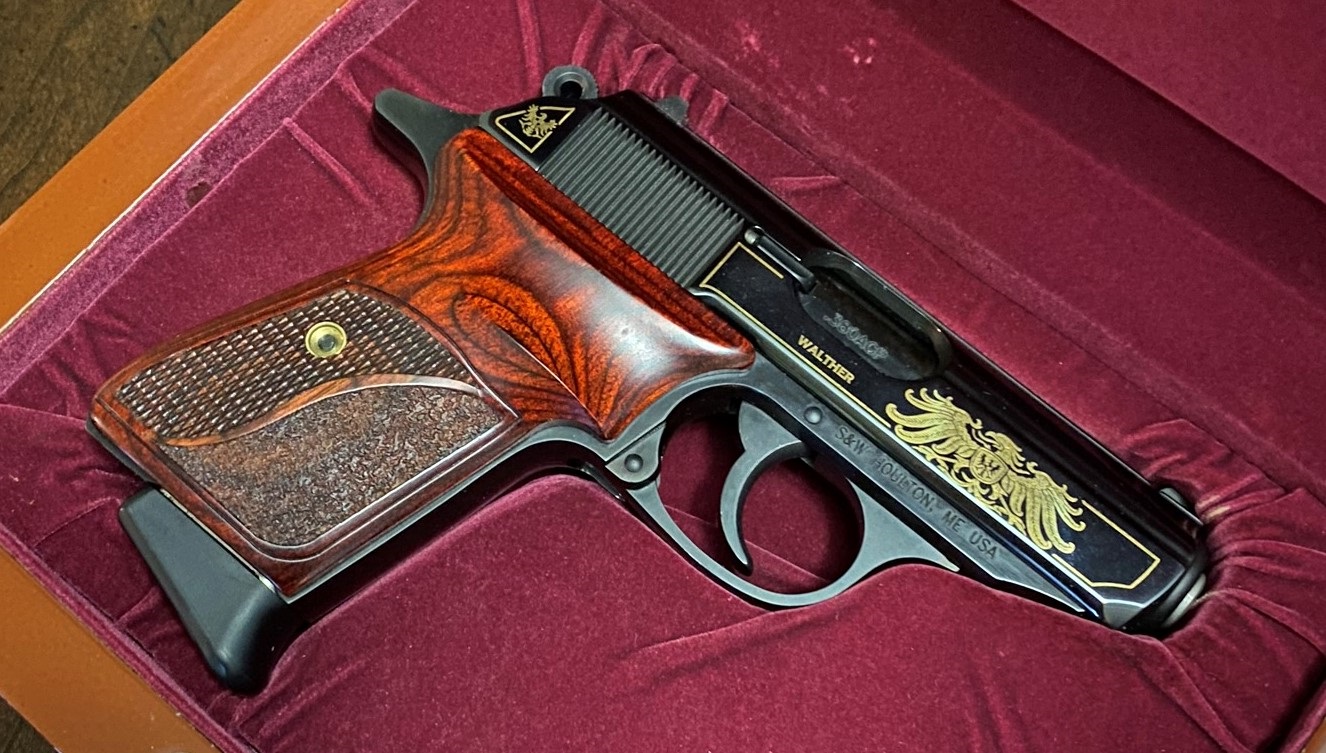 Walther pistol reference image for James Bond From Russia with Love